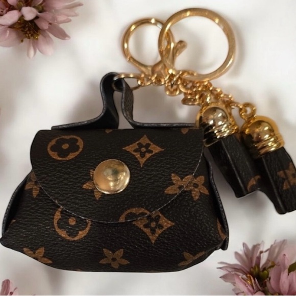 Elegant Brown Patterned Keychain Pouch - Picture 2 of 4